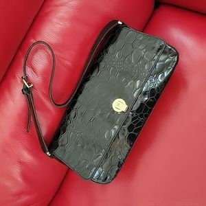 CAROLEE CROC EMBOSSED LEATHER SHOULDER BAG GOLD TONED HARDWARE